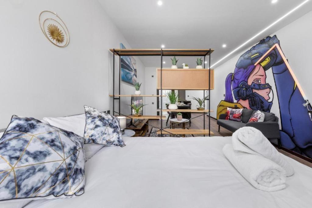 Apartment Serviced Golders Near London- 3 London